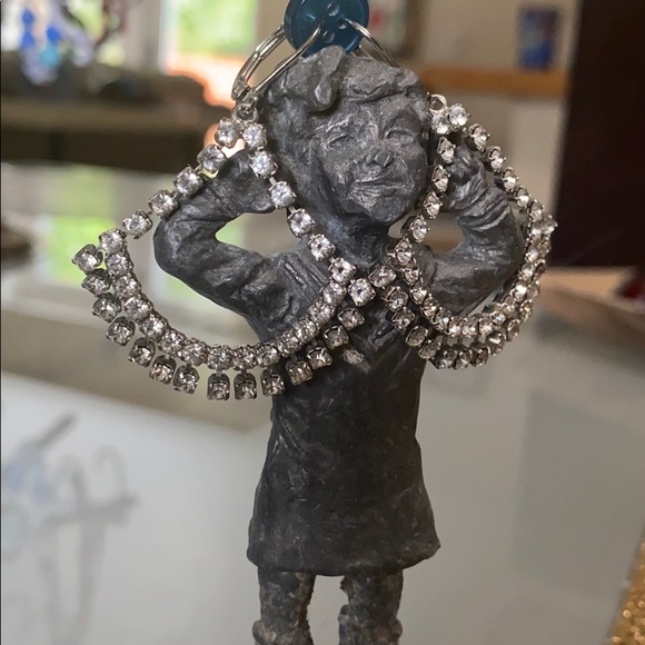 Vintage Crystal dangle earrings - Picture 1 of 9
